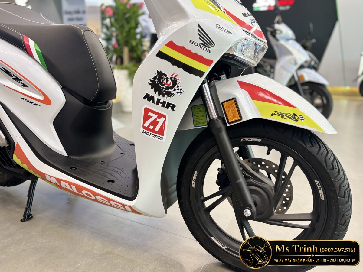 Honda SH150 Ý Malossi 2026 tại Khánh Hòa - Tem custom thể thao, dáng SH thanh lịch