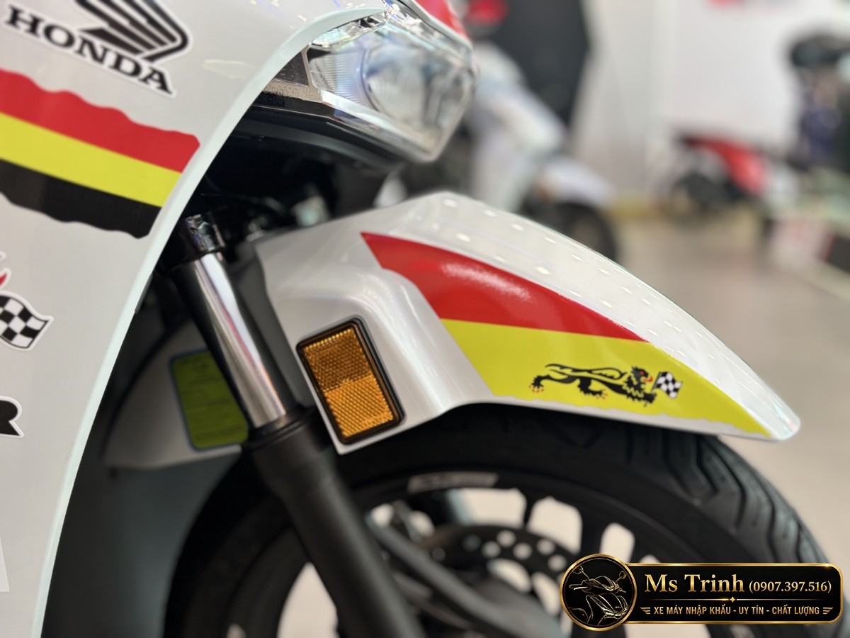 Honda SH150 Ý Malossi 2026 tại Khánh Hòa - Tem custom thể thao, dáng SH thanh lịch