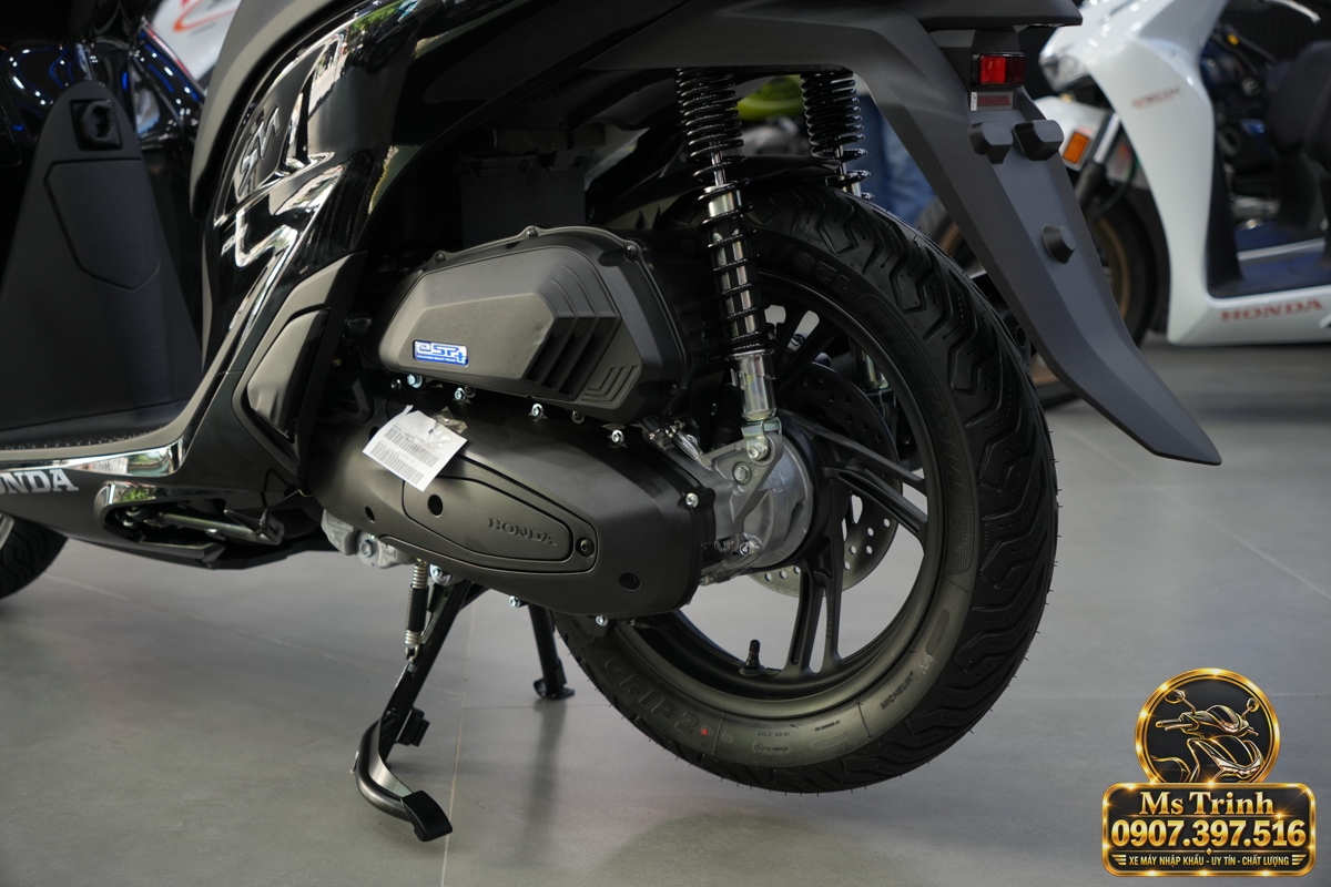 Honda SH150i Ý đen bóng 2027 tại Khánh Hòa - Sơn bóng lịch sự, tiện ích cho mỗi ngày