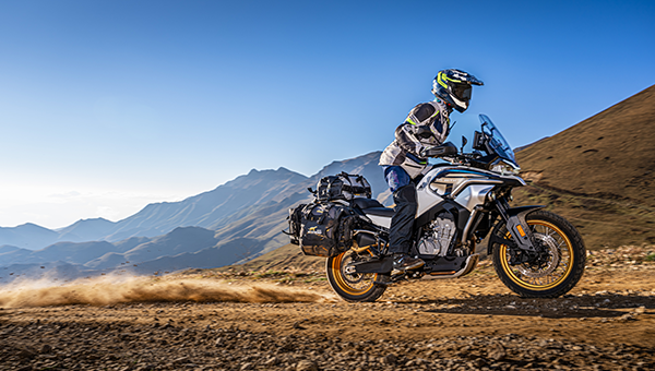 CF Moto 800MT Explorer 2025, ADV Cao Cấp Nhất, Chính Hãng, Giá Tốt tại Khánh Hòa