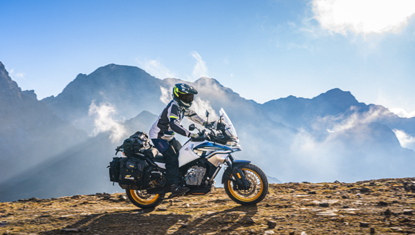 CF Moto 800MT Explorer 2025, ADV Cao Cấp Nhất, Chính Hãng, Giá Tốt tại Khánh Hòa