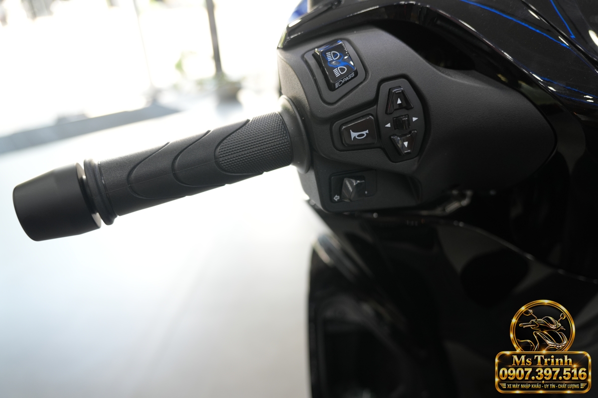 Honda SH150i Ý đen bóng 2027 tại Khánh Hòa - Sơn bóng lịch sự, tiện ích cho mỗi ngày