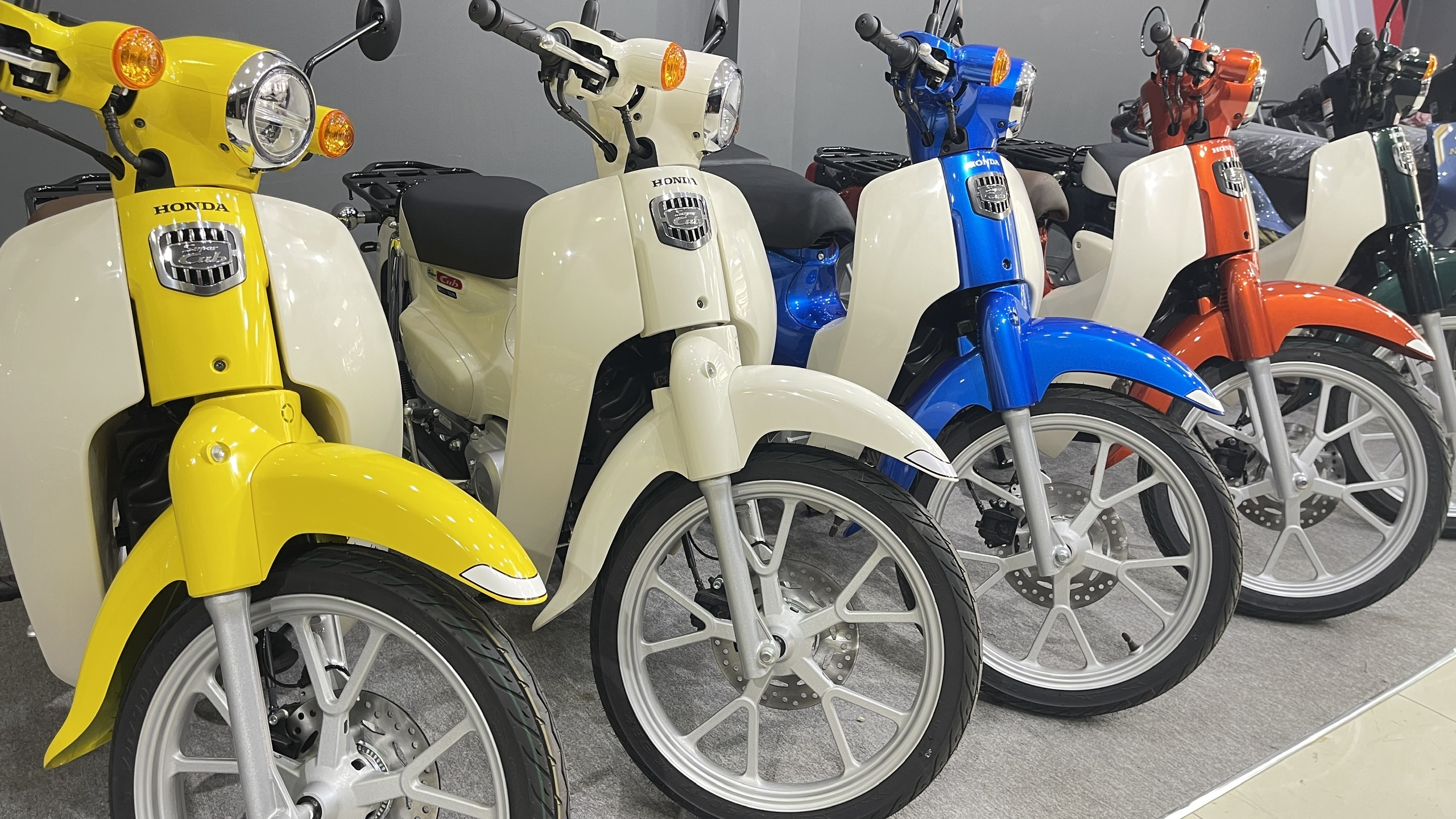 Honda Super Cub 110 ABS, Made In Japan, NK Chính Hãng, Hiếm tại Khánh Hòa
