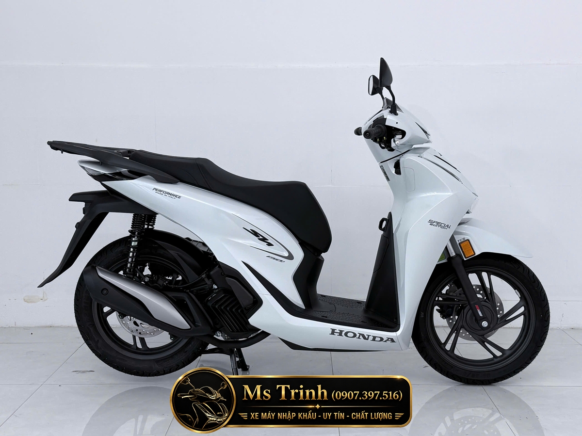 Honda SH150i Special Edition Standard nhập HMR Ý màu trắng tại Khánh Hòa: Giá trị nằm trong từng chi tiết nguyên bản