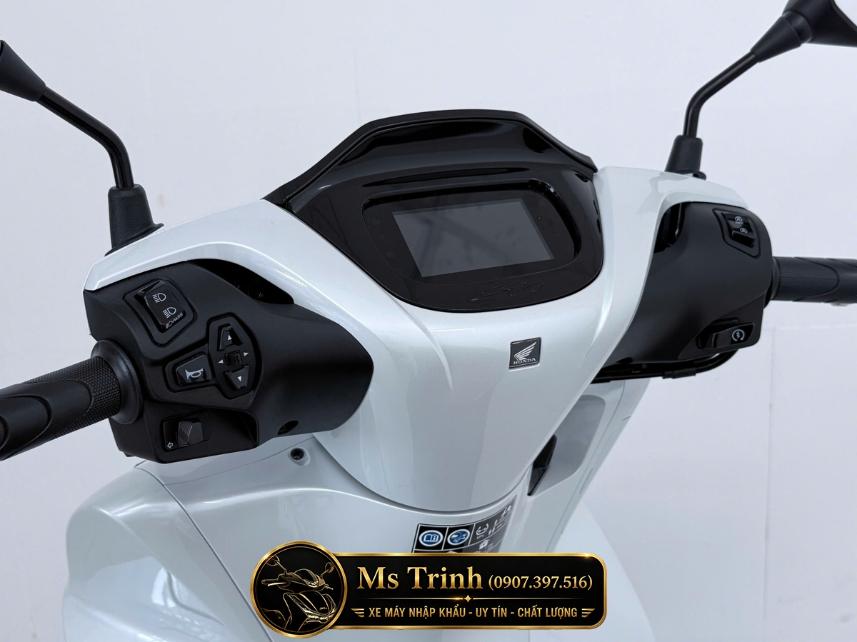 Honda SH150i Special Edition Standard nhập HMR Ý màu trắng tại Khánh Hòa: Giá trị nằm trong từng chi tiết nguyên bản