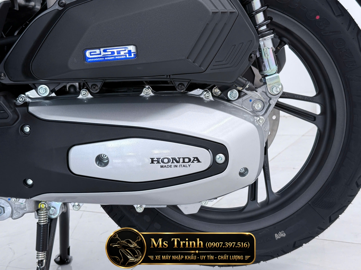 Honda SH150i Special Edition Standard nhập HMR Ý màu trắng tại Khánh Hòa: Giá trị nằm trong từng chi tiết nguyên bản