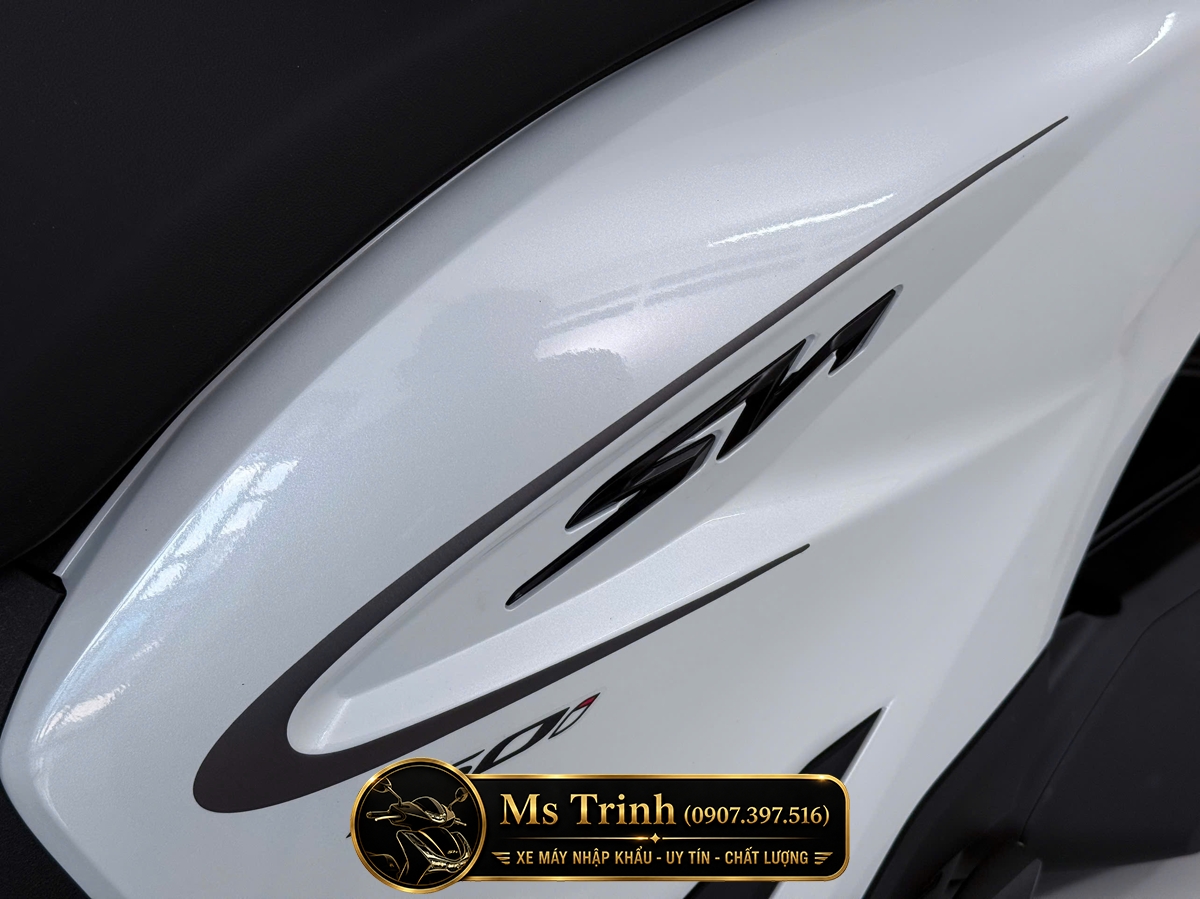 Honda SH150i Special Edition Standard nhập HMR Ý màu trắng tại Khánh Hòa: Giá trị nằm trong từng chi tiết nguyên bản