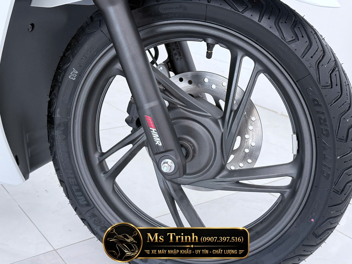 Honda SH150i Special Edition Standard nhập HMR Ý màu trắng tại Khánh Hòa: Giá trị nằm trong từng chi tiết nguyên bản