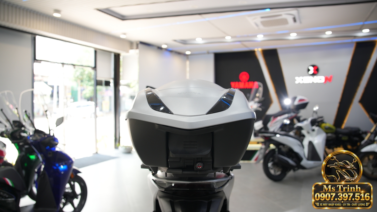 Honda SH150i Ý xám bạc 2027 tại Khánh Hòa - Nhập Ý, tem vàng sang trọng, giá tốt