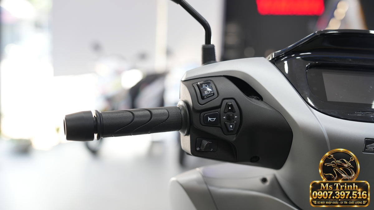 Honda SH150i Ý xám bạc 2027 tại Khánh Hòa - Nhập Ý, tem vàng sang trọng, giá tốt