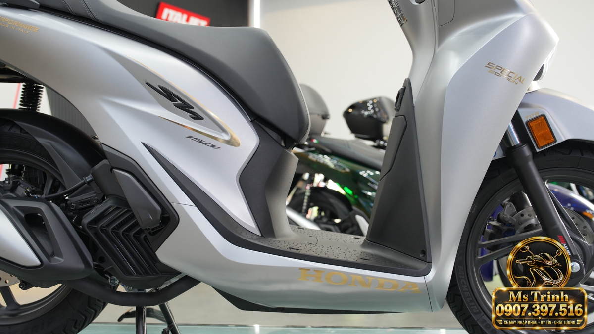 Honda SH150i Ý xám bạc 2027 tại Khánh Hòa - Nhập Ý, tem vàng sang trọng, giá tốt