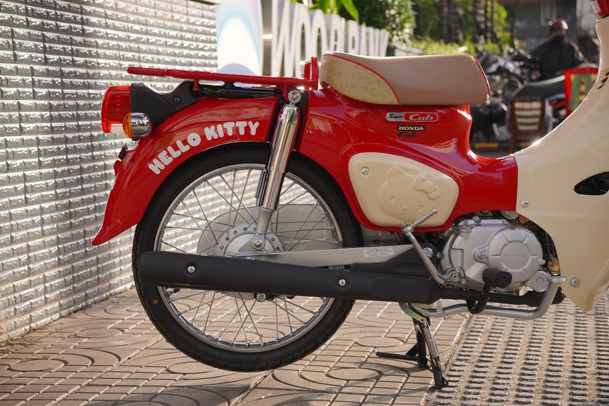 Honda Super Cub 50cc Hello Kitty Edition, Made In Japan, Hàng Hiếm tại Khánh Hòa