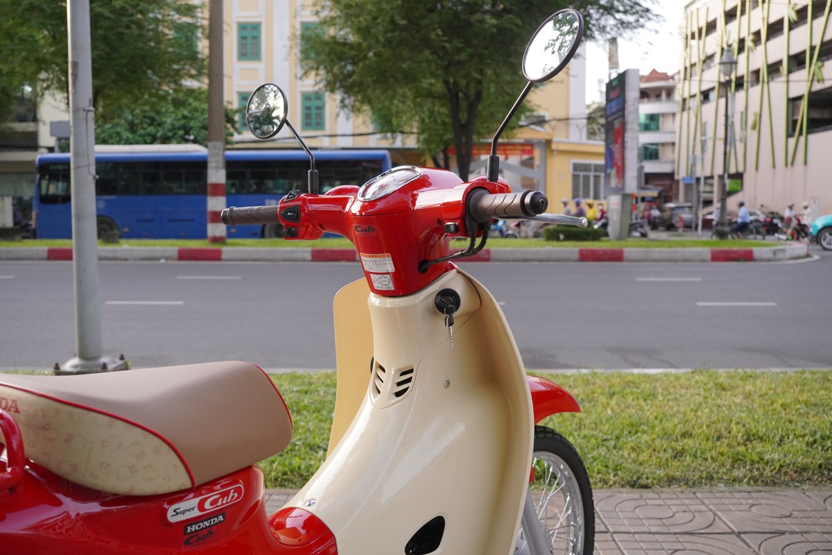 Honda Super Cub 50cc Hello Kitty Edition, Made In Japan, Hàng Hiếm tại Khánh Hòa