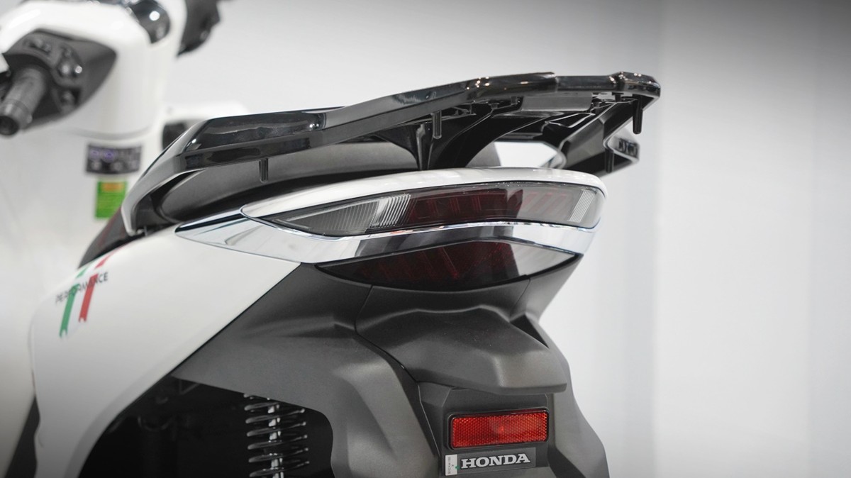 Honda SH150 trắng pha lê nhập Ý 2026 tại Khánh Hòa - Sport Edition chính ngạch, chuẩn chất Ý