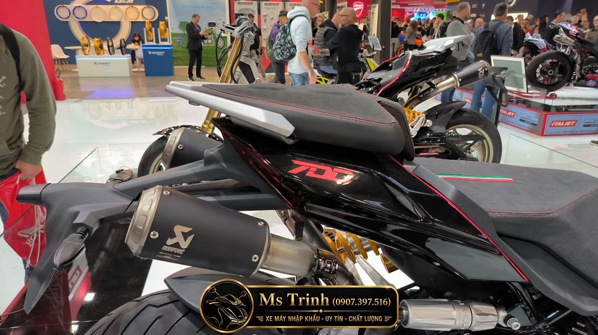 Italjet 700 2026 Tại Khánh Hòa - Chiến Binh Chỉ 700 Xe Hyper Scooter Cực Hiếm hồ sơ hải quan, nhập chính ngạch