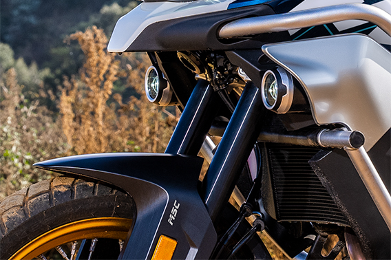 CF Moto 800MT Explorer 2025, ADV Cao Cấp Nhất, Chính Hãng, Giá Tốt tại Khánh Hòa