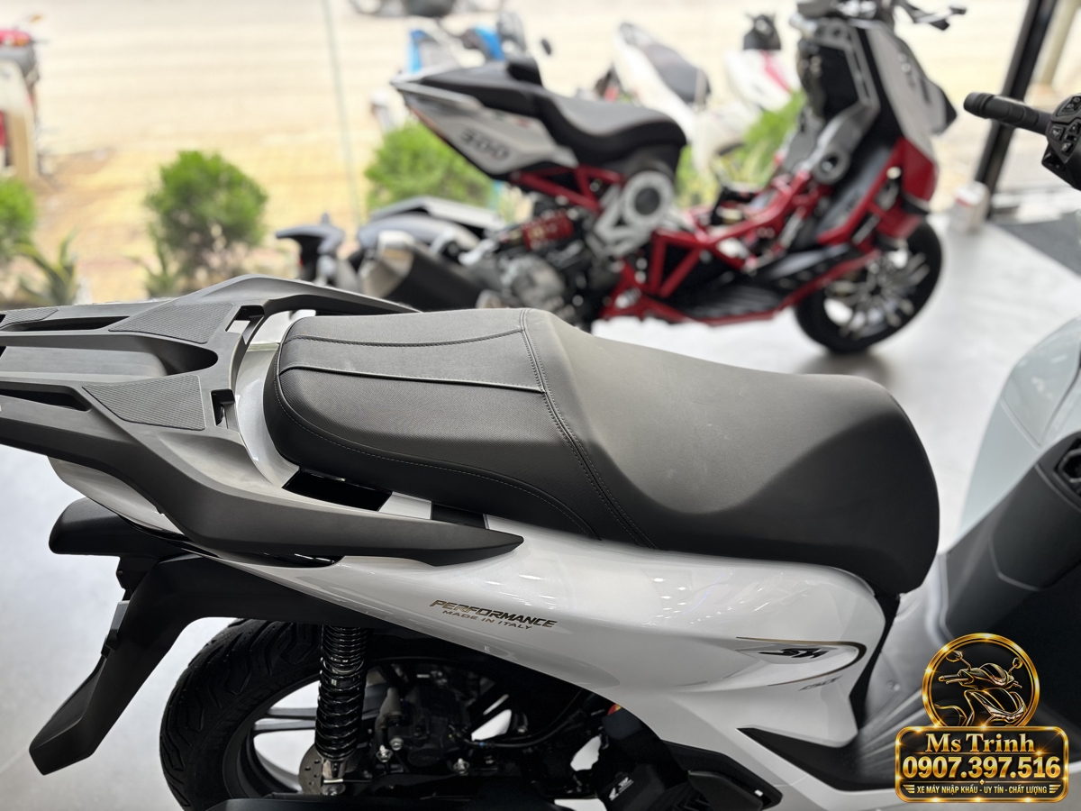 SH150i Ý 2027 màu trắng tại Khánh Hòa - Nhập khẩu nguyên chiếc, thiết kế sang trọng, giá tốt