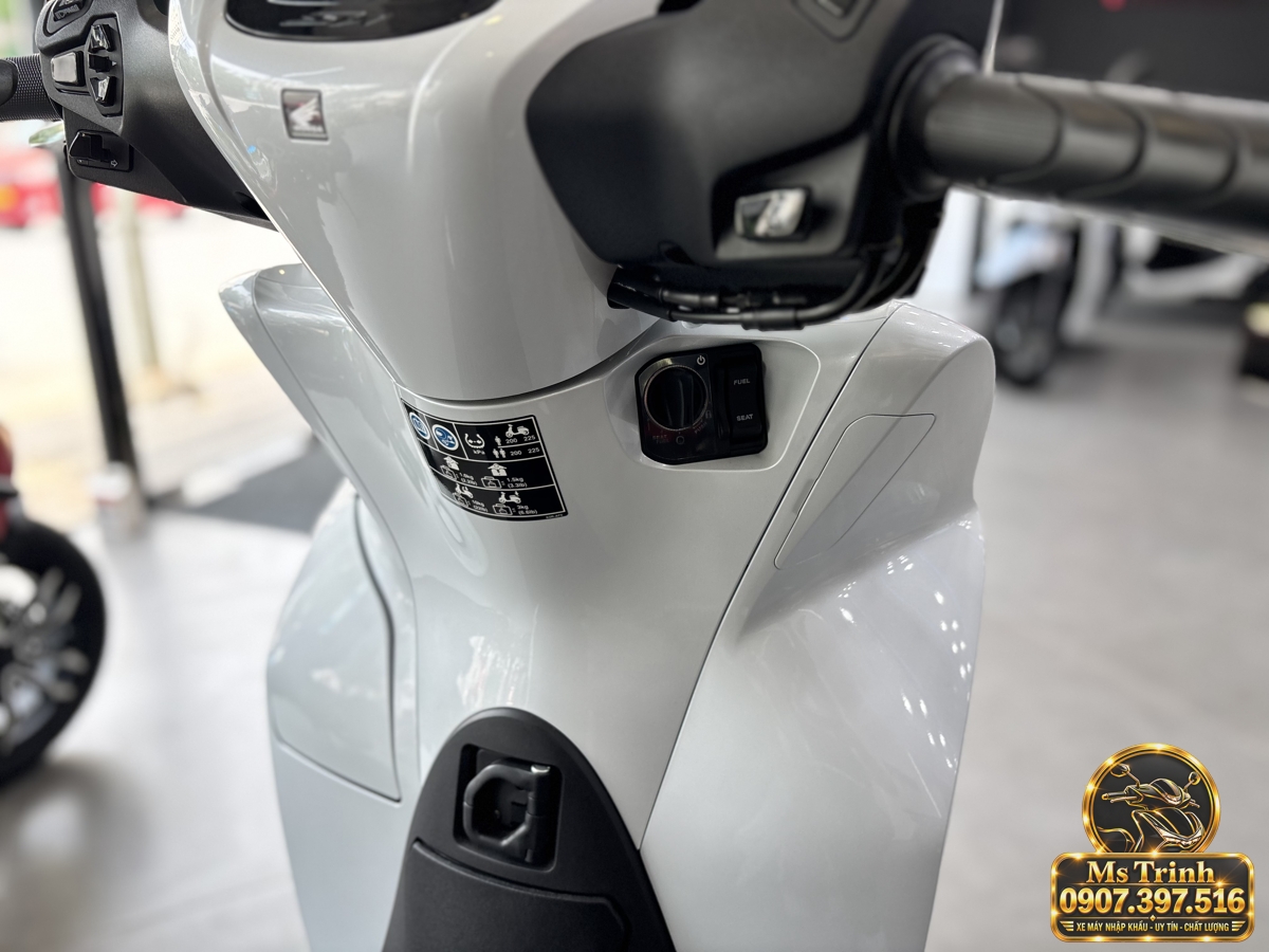SH150i Ý 2027 màu trắng tại Khánh Hòa - Nhập khẩu nguyên chiếc, thiết kế sang trọng, giá tốt