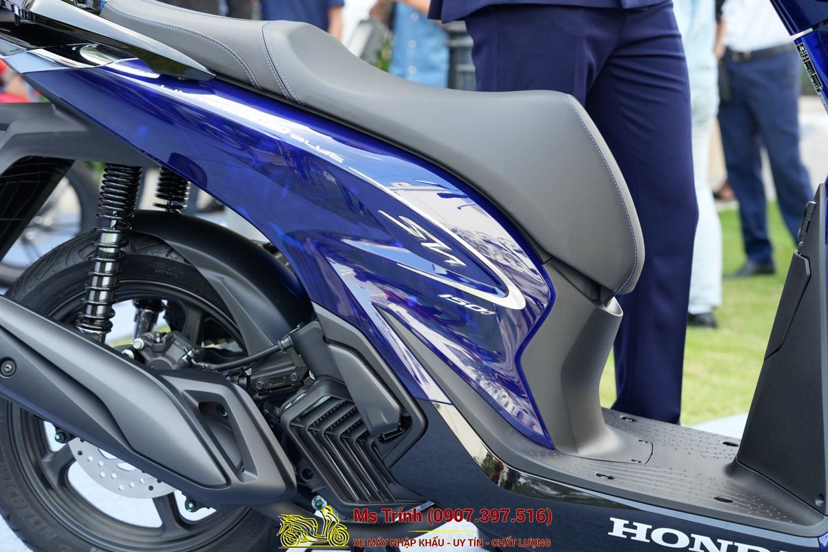 Honda SH150 Vetro Blue 2026 Limited Edition - Siêu phẩm SH Ý dàn áo xanh trong suốt cực hiếm tại Khánh Hòa