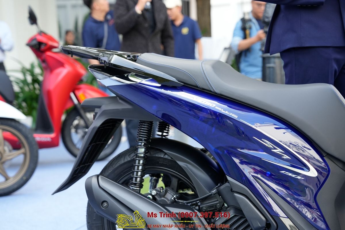 Honda SH150 Vetro Blue 2026 Limited Edition - Siêu phẩm SH Ý dàn áo xanh trong suốt cực hiếm tại Khánh Hòa