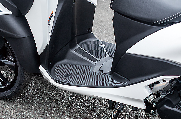 Yamaha Tricity 155 2025, Tay Ga bánh Kép Độc Đáo, Lần Đầu Tiên Có Tại Khánh Hòa