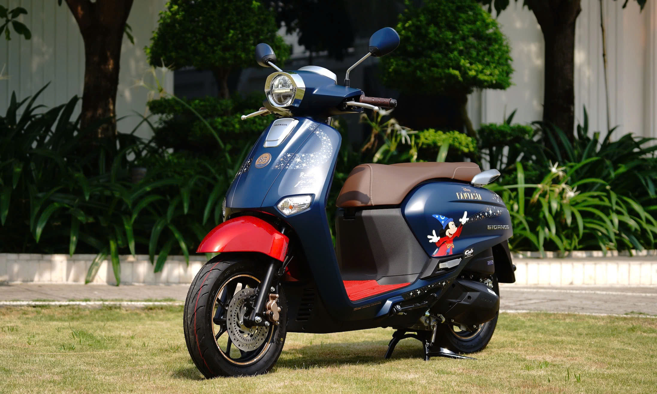 Honda Giorno+ Disney Fantasia 85, Bản Giới Hạn 2.000 xe tại Khánh Hòa