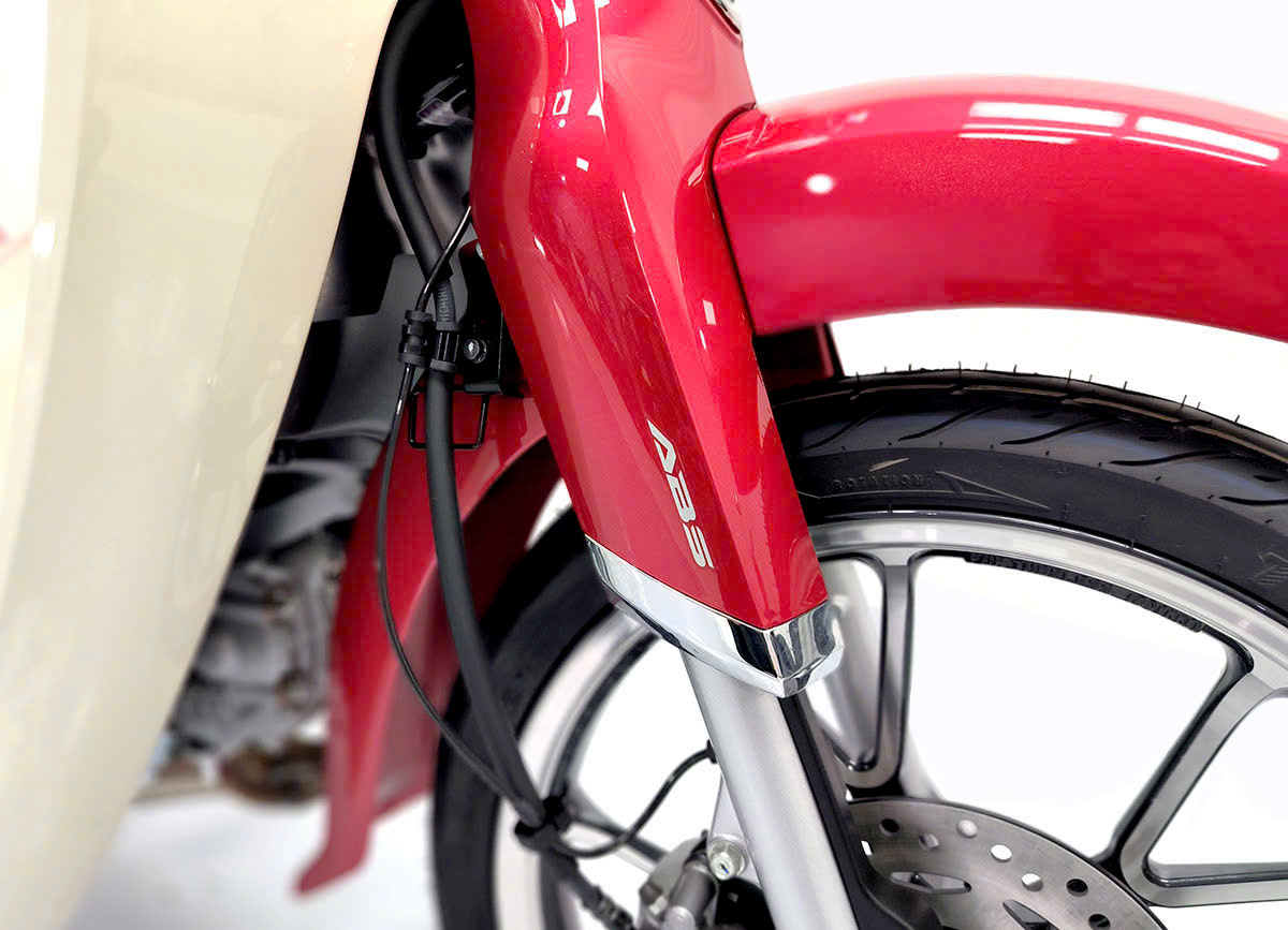Honda Super C125 ABS, Nhập Nhật, Chính Hãng Màu Đỏ Cuối Cùng tại Khánh Hòa